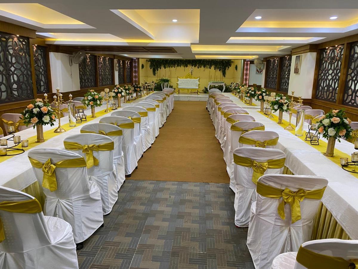 Utsavam Hotel Apartments Guruvāyūr Extérieur photo