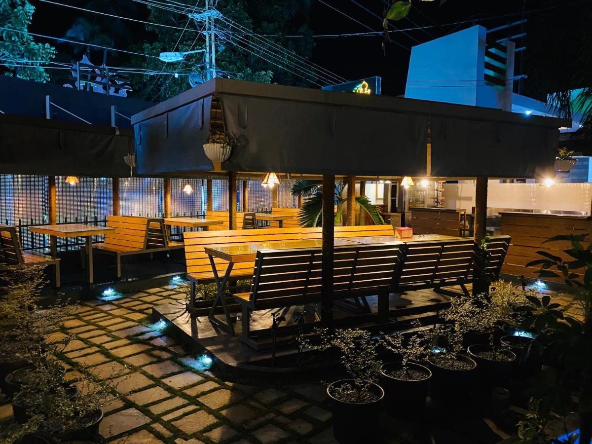 Utsavam Hotel Apartments Guruvāyūr Extérieur photo
