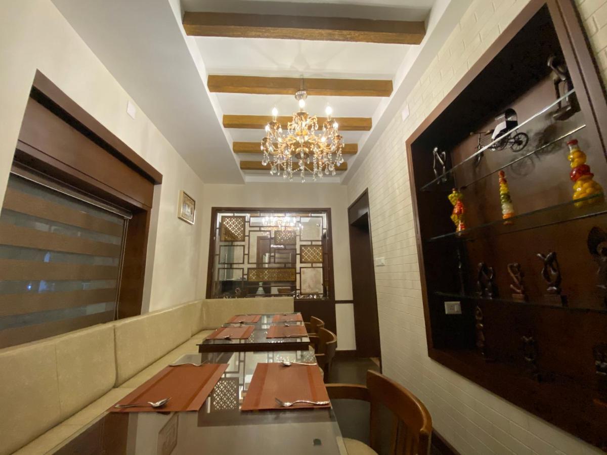 Utsavam Hotel Apartments Guruvāyūr Extérieur photo