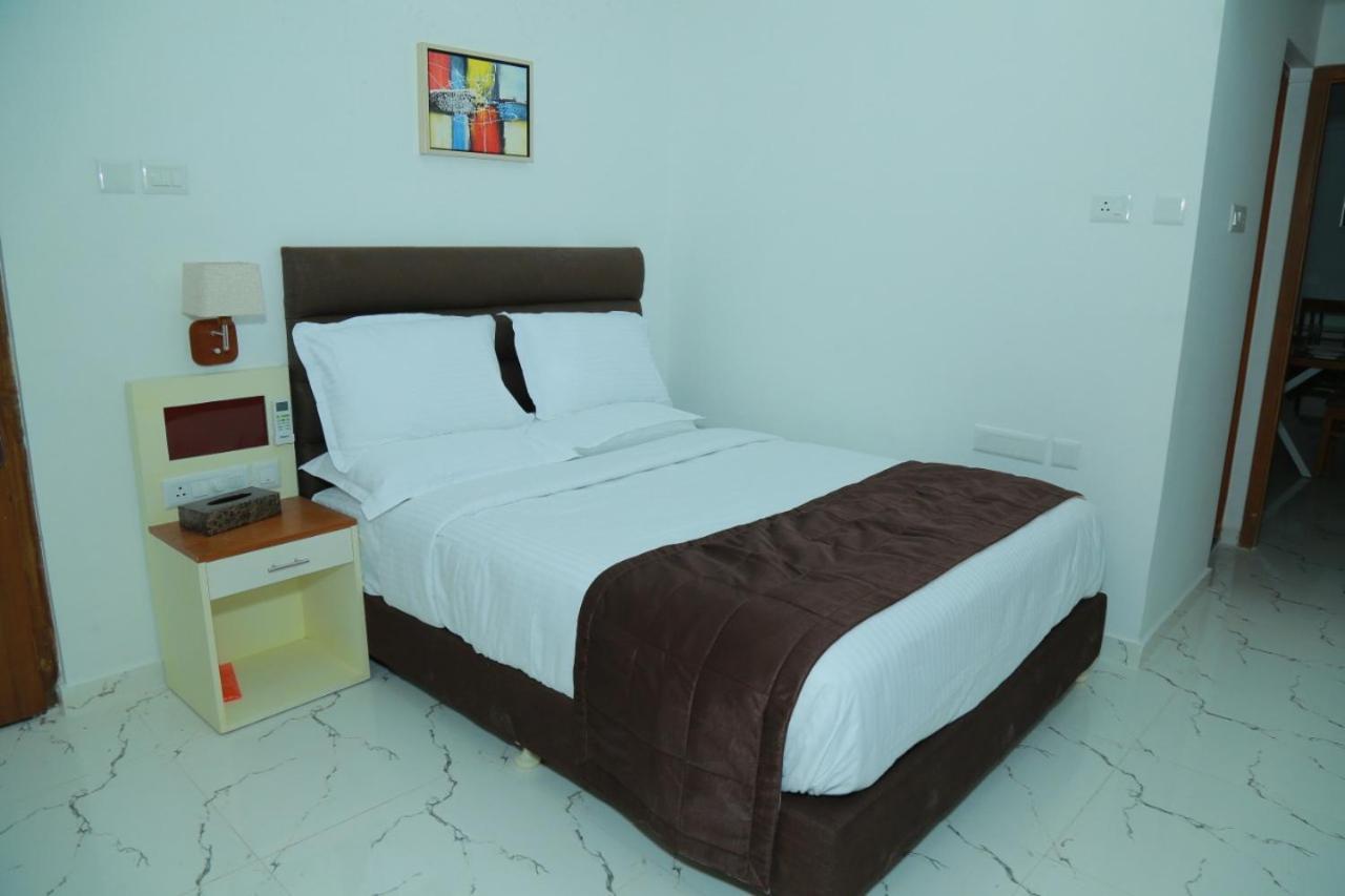 Utsavam Hotel Apartments Guruvāyūr Extérieur photo
