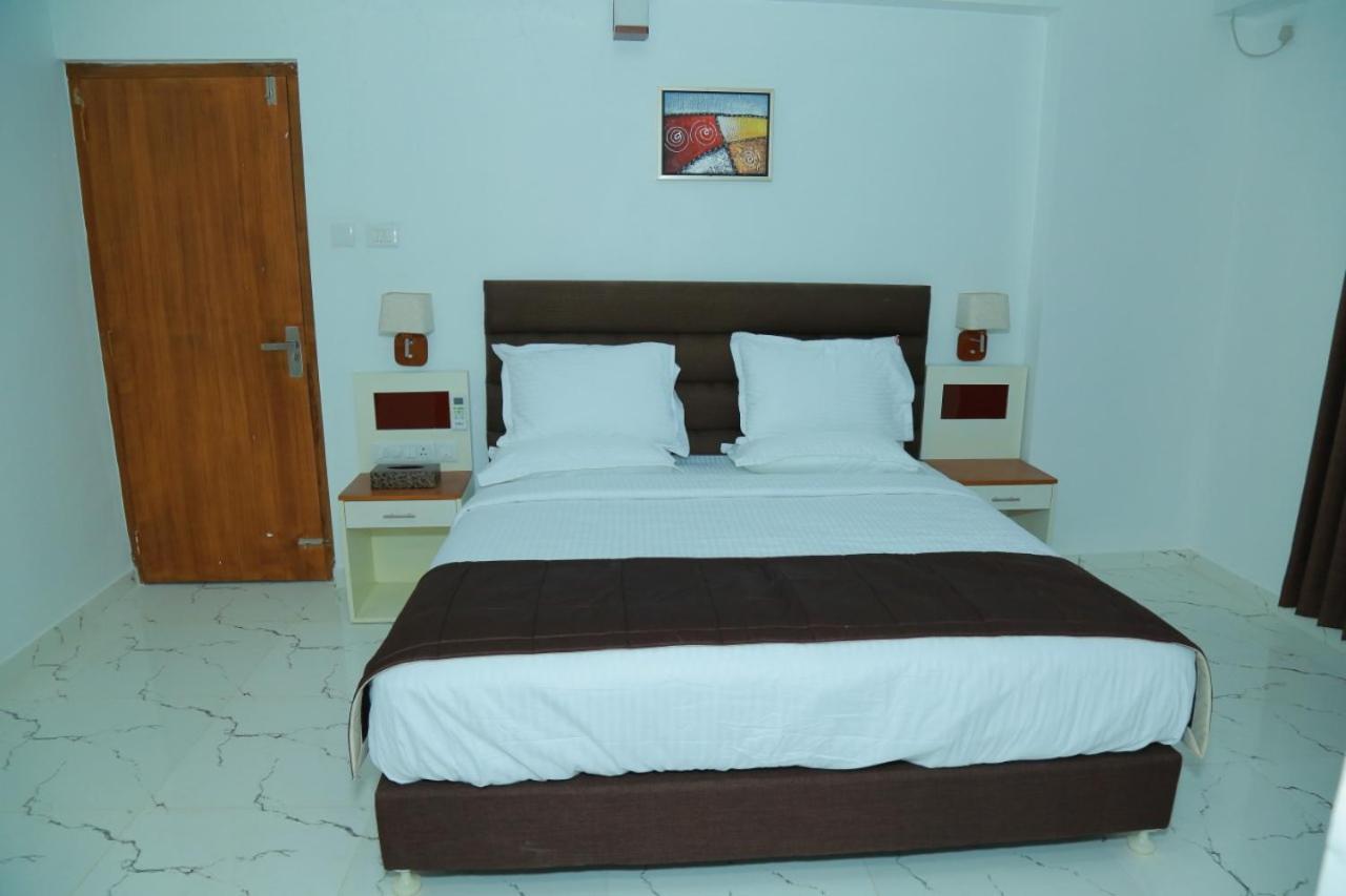 Utsavam Hotel Apartments Guruvāyūr Extérieur photo