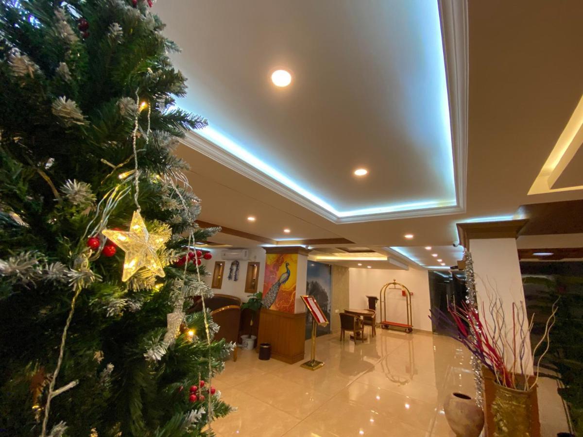 Utsavam Hotel Apartments Guruvāyūr Extérieur photo