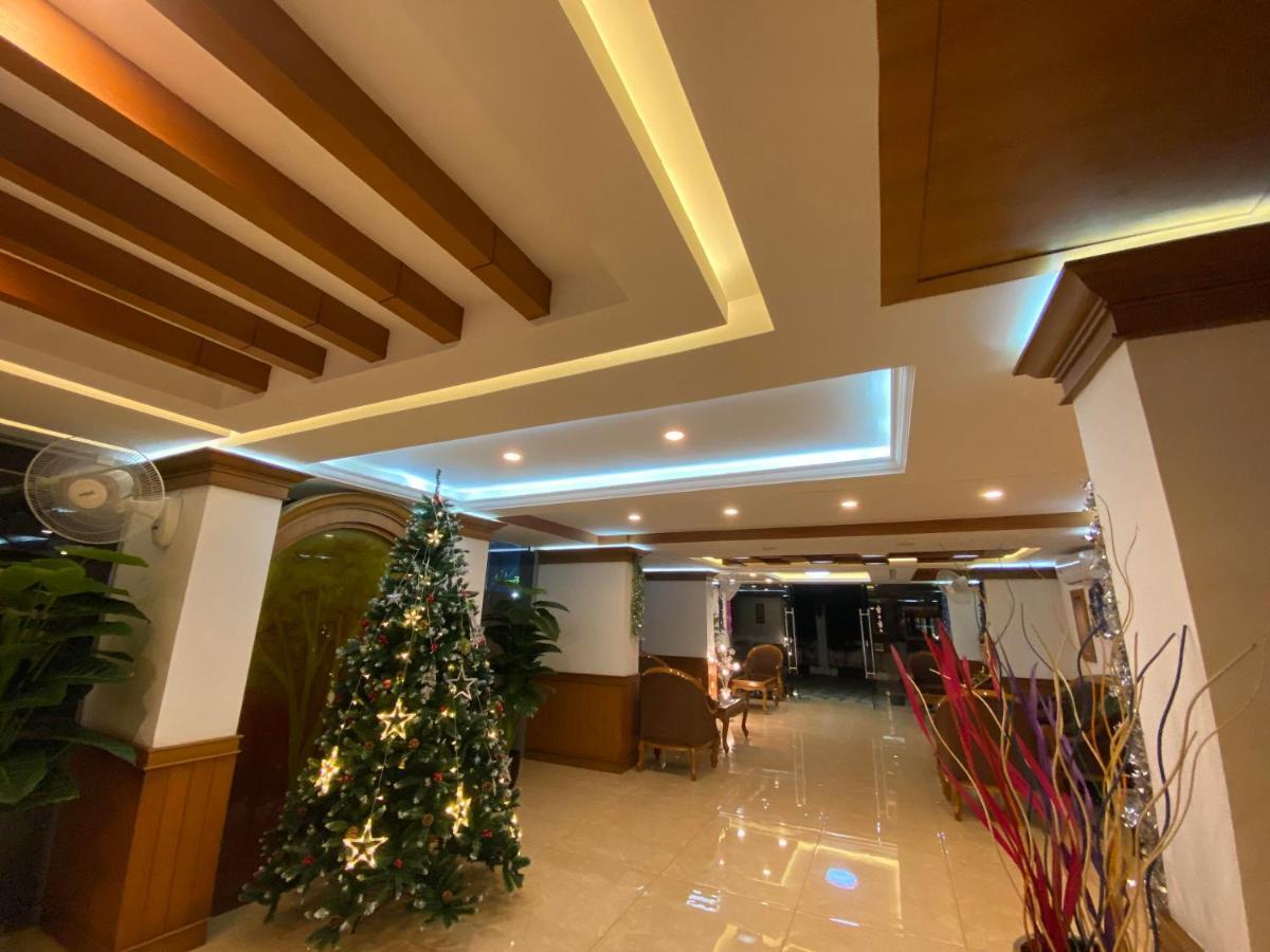 Utsavam Hotel Apartments Guruvāyūr Extérieur photo